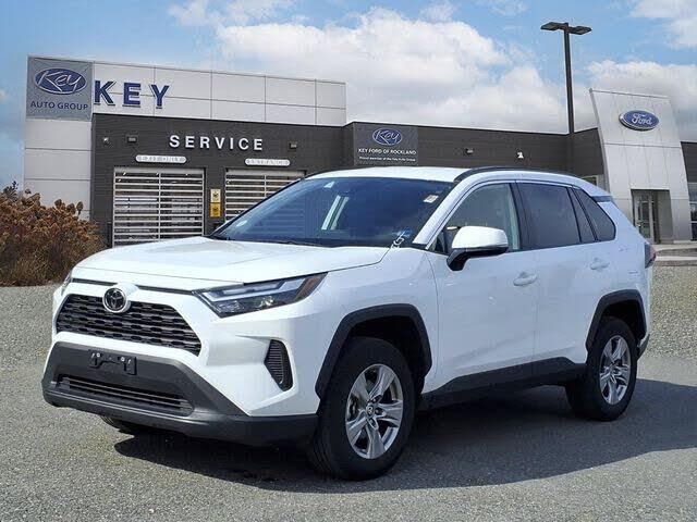 2025 Toyota RAV4 XLE — photo 1 of 1