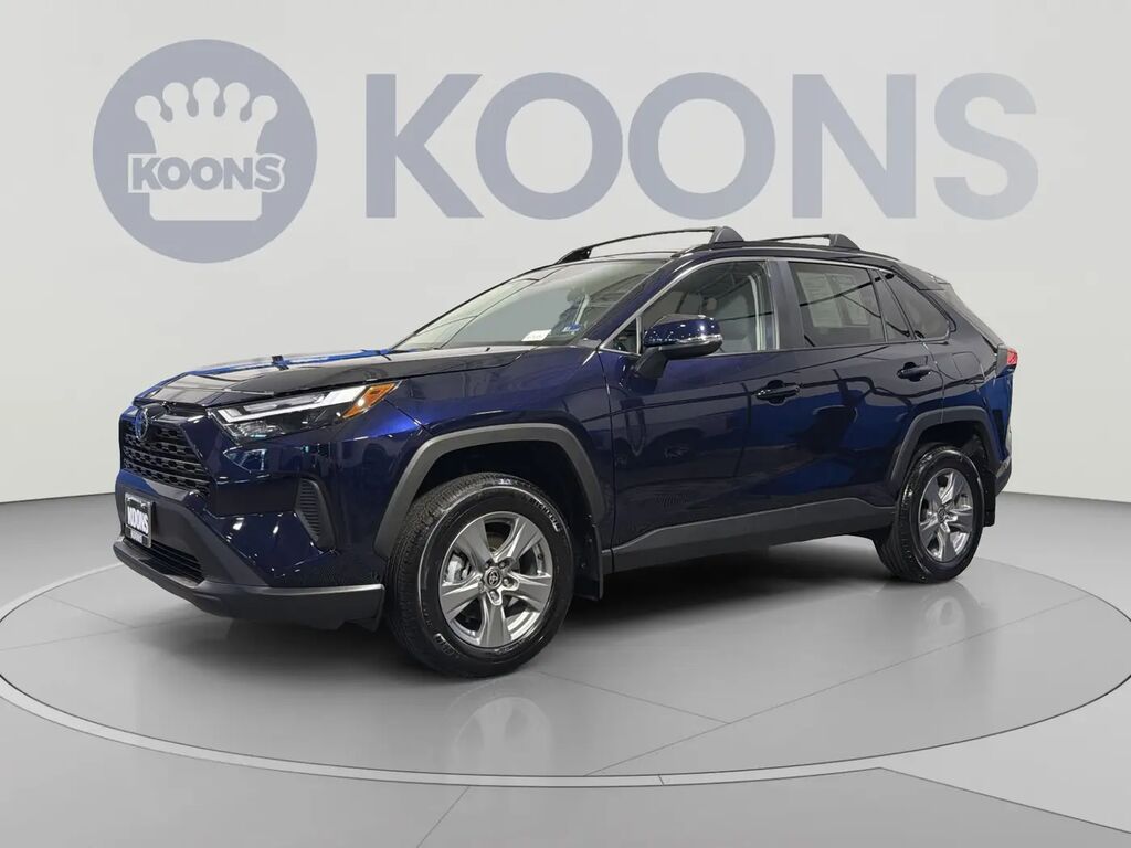 2025 Toyota RAV4 XLE — photo 1 of 13