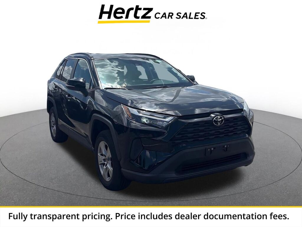 2025 Toyota RAV4 XLE — photo 1 of 1