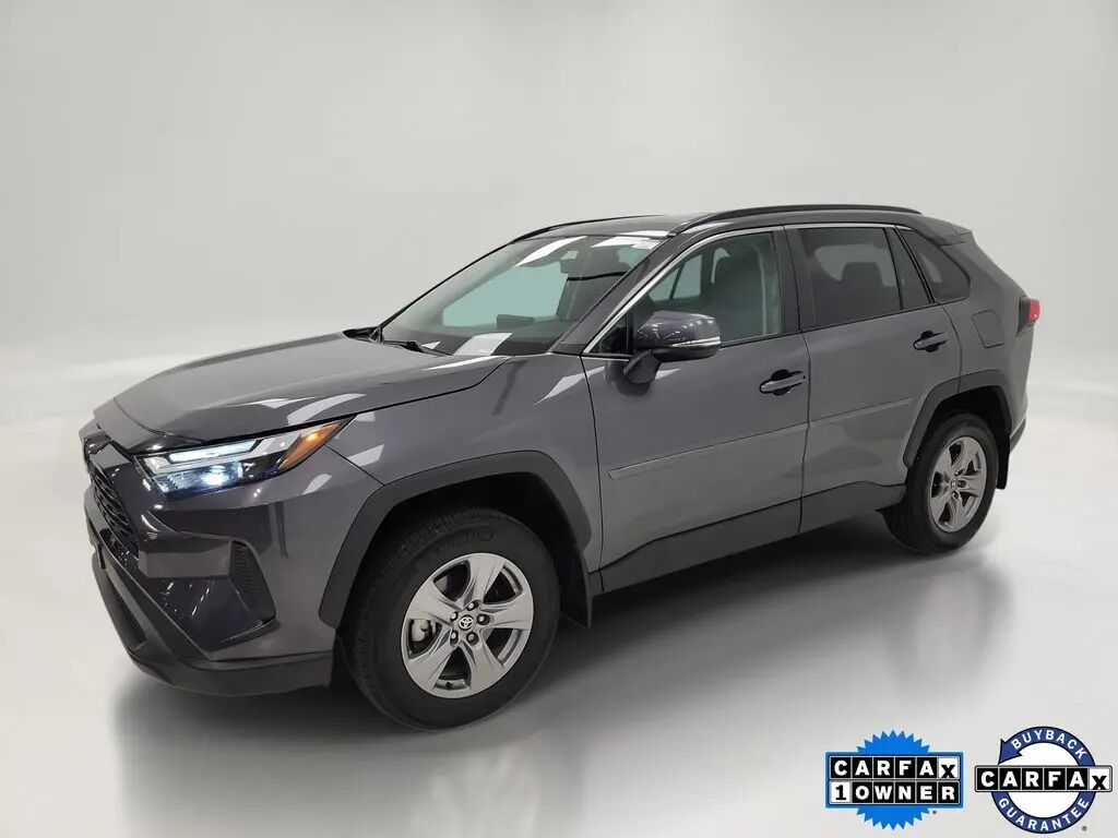 2024 Toyota RAV4 XLE — photo 1 of 3