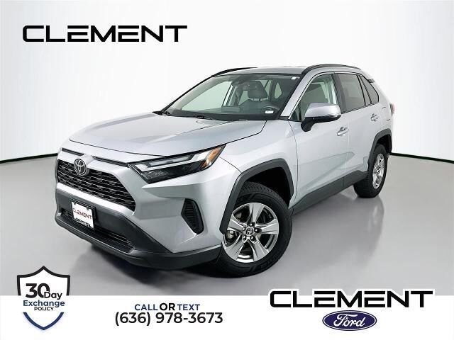 2024 Toyota RAV4 XLE — photo 1 of 9
