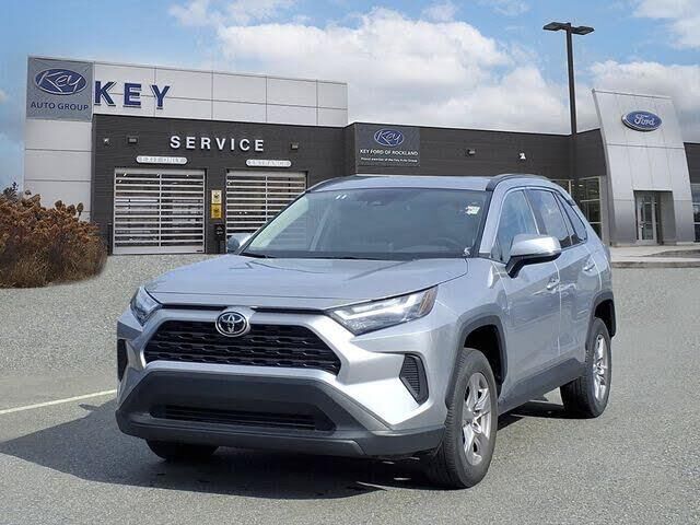 2025 Toyota RAV4 XLE — photo 1 of 1
