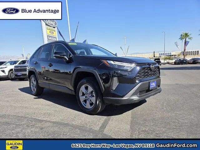 2025 Toyota RAV4 XLE — photo 1 of 13