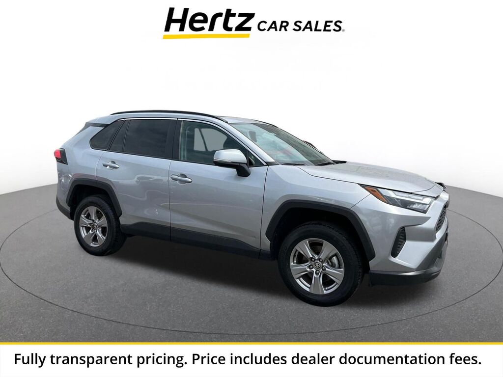 2025 Toyota RAV4 XLE — photo 1 of 1