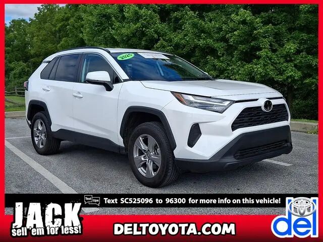 2025 Toyota RAV4 XLE