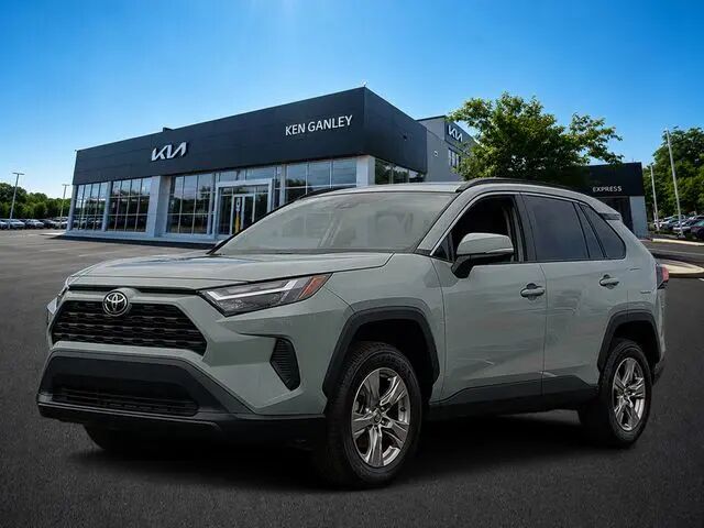 2023 Toyota RAV4 XLE — photo 1 of 13