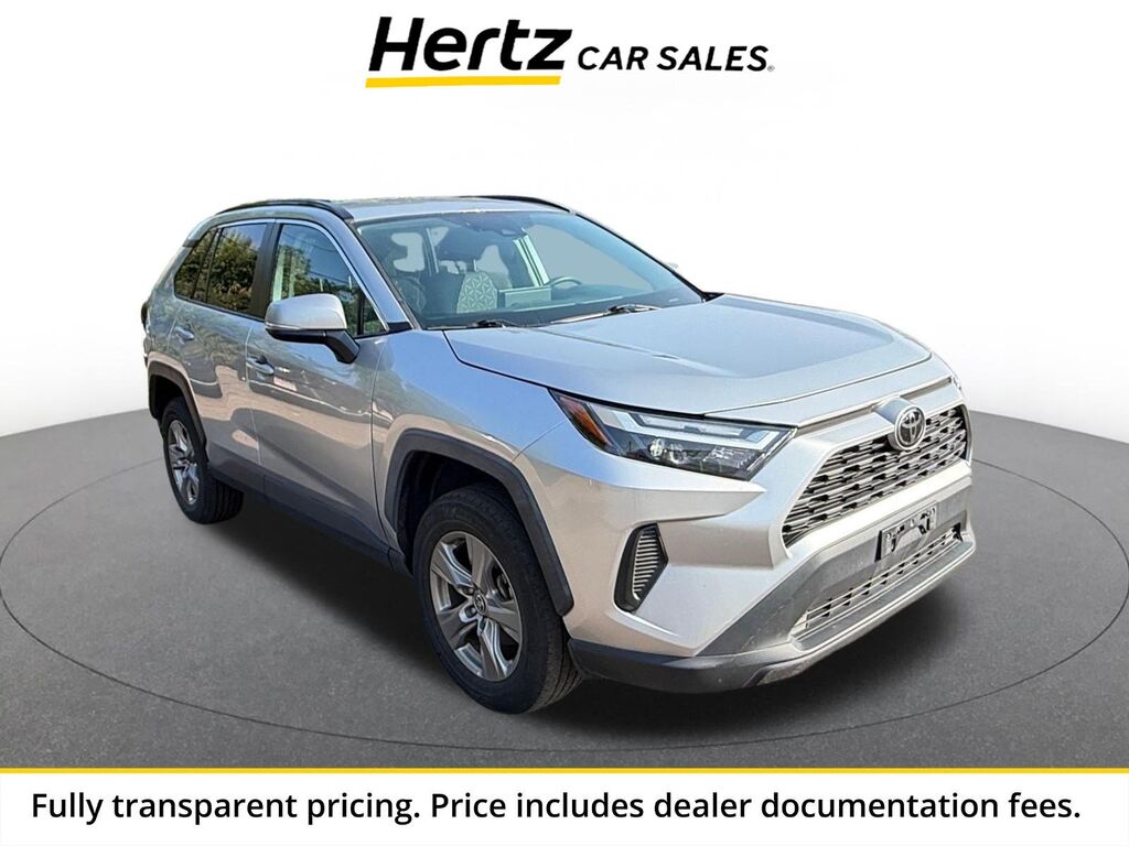 2024 Toyota RAV4 XLE — photo 1 of 13
