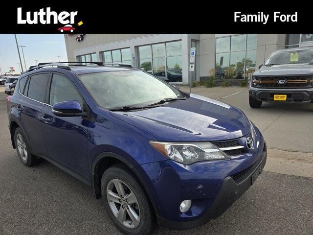 2015 Toyota RAV4 XLE — photo 1 of 8