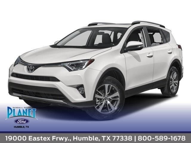 2018 Toyota RAV4 XLE — photo 1 of 13