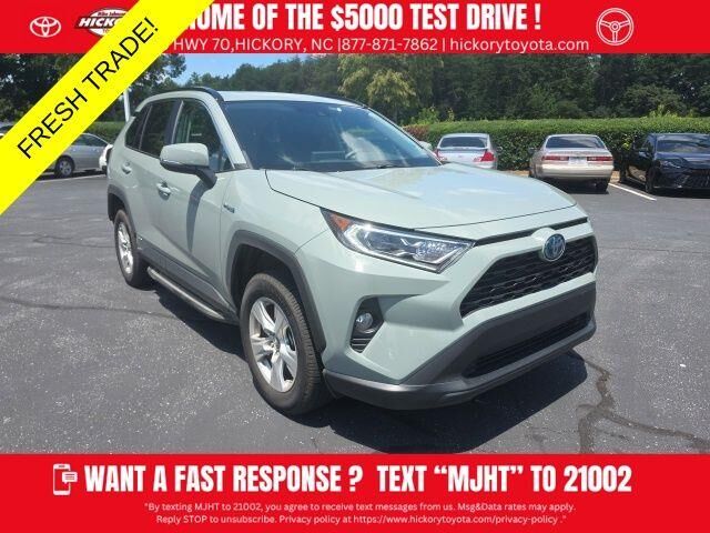 2019 Toyota RAV4 Hybrid XLE