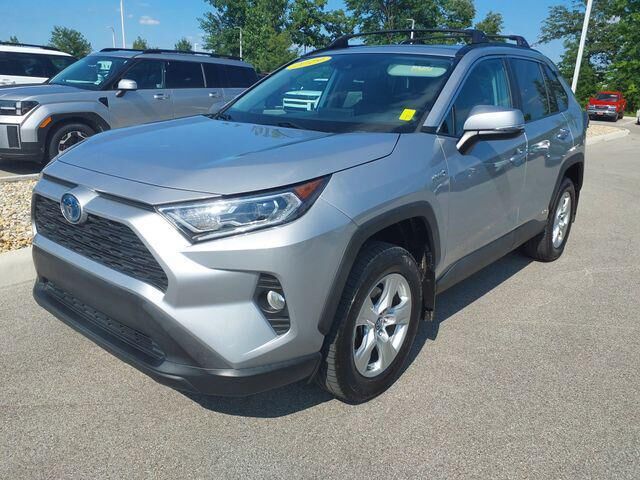2019 Toyota RAV4 Hybrid XLE