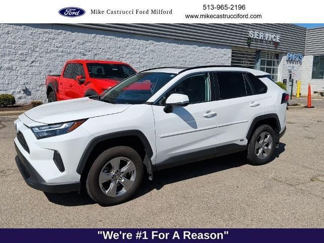 2024 Toyota RAV4 Hybrid XLE