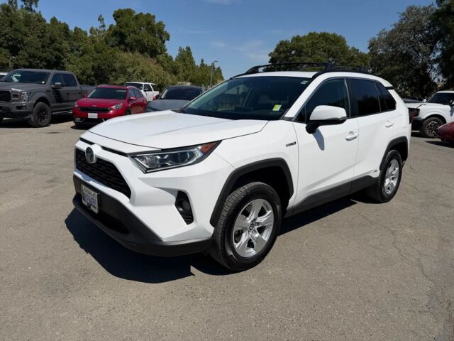 2020 Toyota RAV4 Hybrid XLE