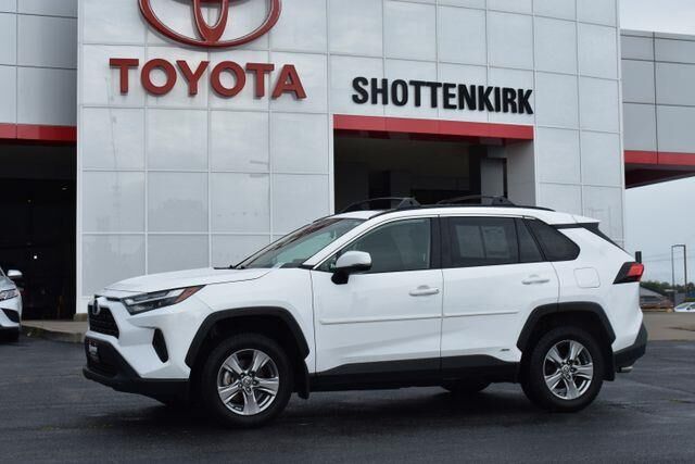 2024 Toyota RAV4 Hybrid XLE