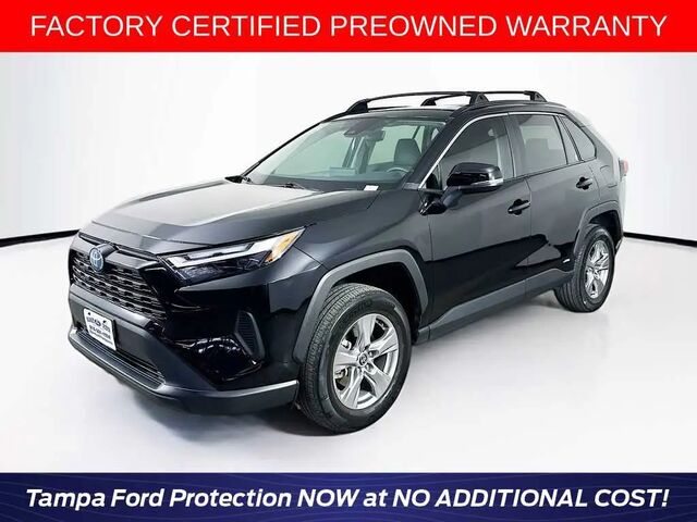 2022 Toyota RAV4 Hybrid XLE