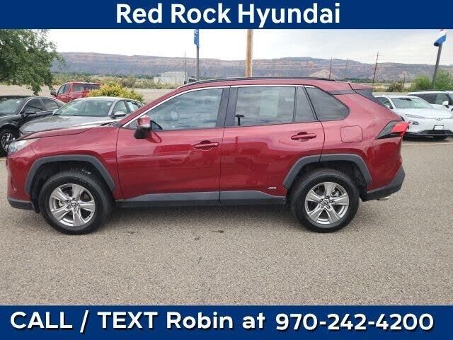 2024 Toyota RAV4 Hybrid XLE