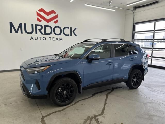 2024 Toyota RAV4 Hybrid SE