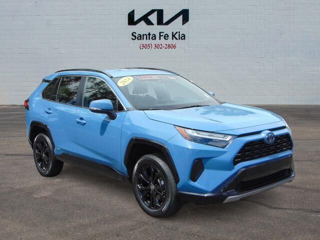 2024 Toyota RAV4 Hybrid SE