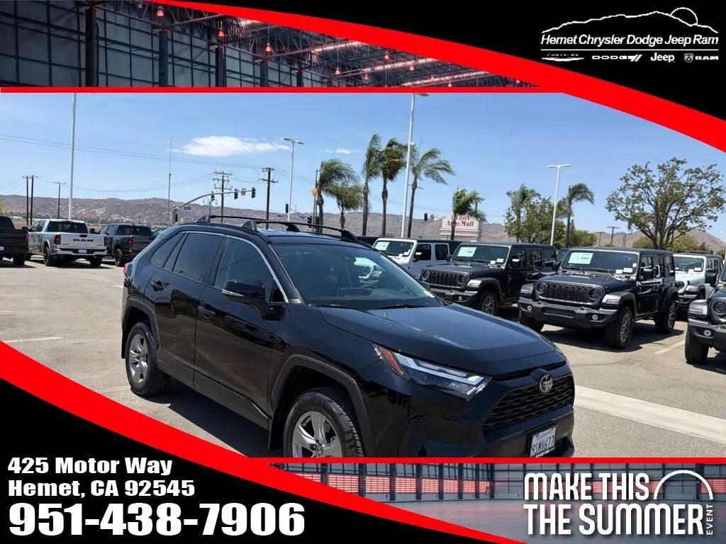 2025 Toyota RAV4 XLE — photo 1 of 13