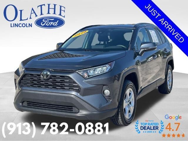 2020 Toyota RAV4 XLE