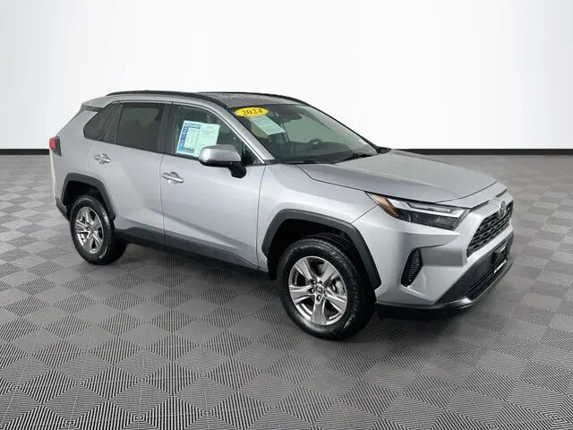 2024 Toyota RAV4 XLE — photo 1 of 3