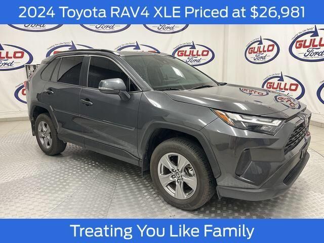 2024 Toyota RAV4 XLE