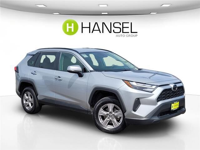 2025 Toyota RAV4 XLE — photo 1 of 1