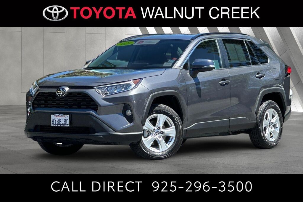 2021 Toyota RAV4 XLE — photo 1 of 1