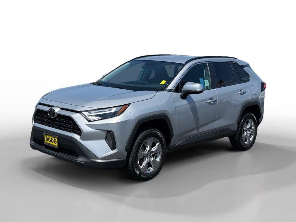 2024 Toyota RAV4 XLE — photo 1 of 1