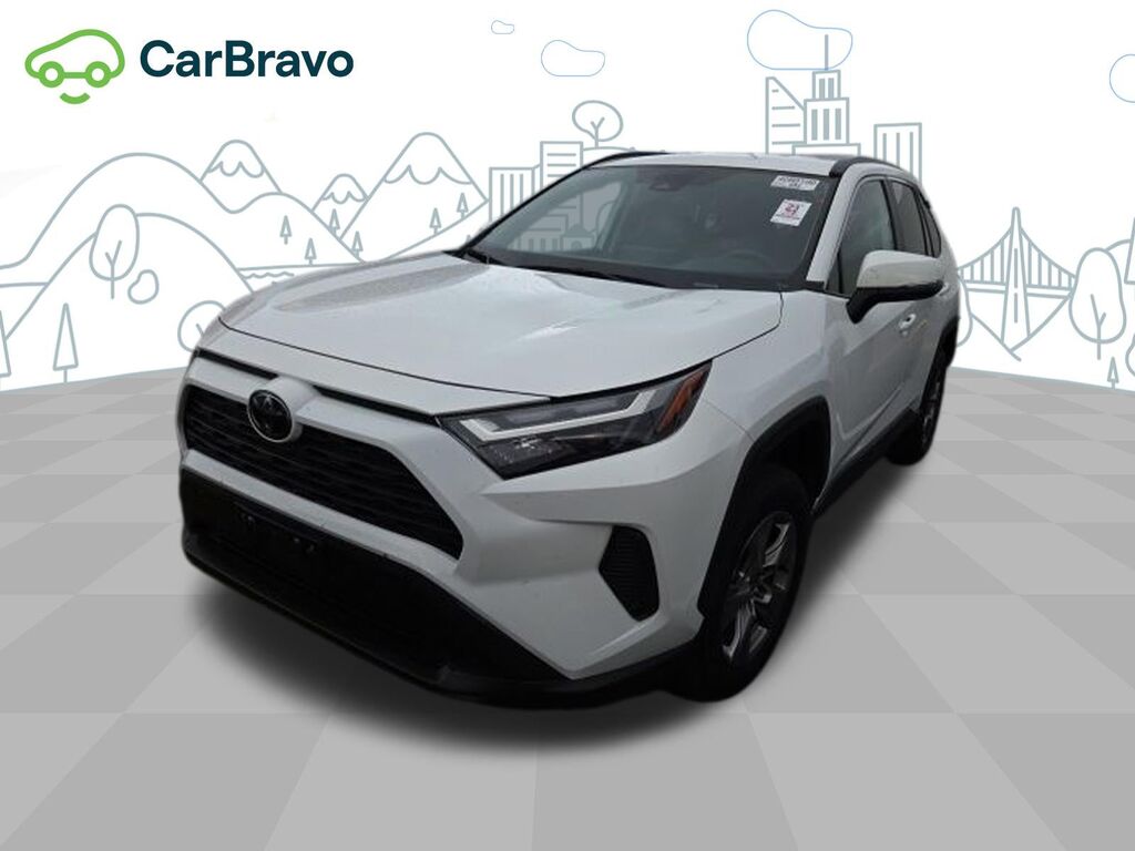 2025 Toyota RAV4 XLE — photo 1 of 7