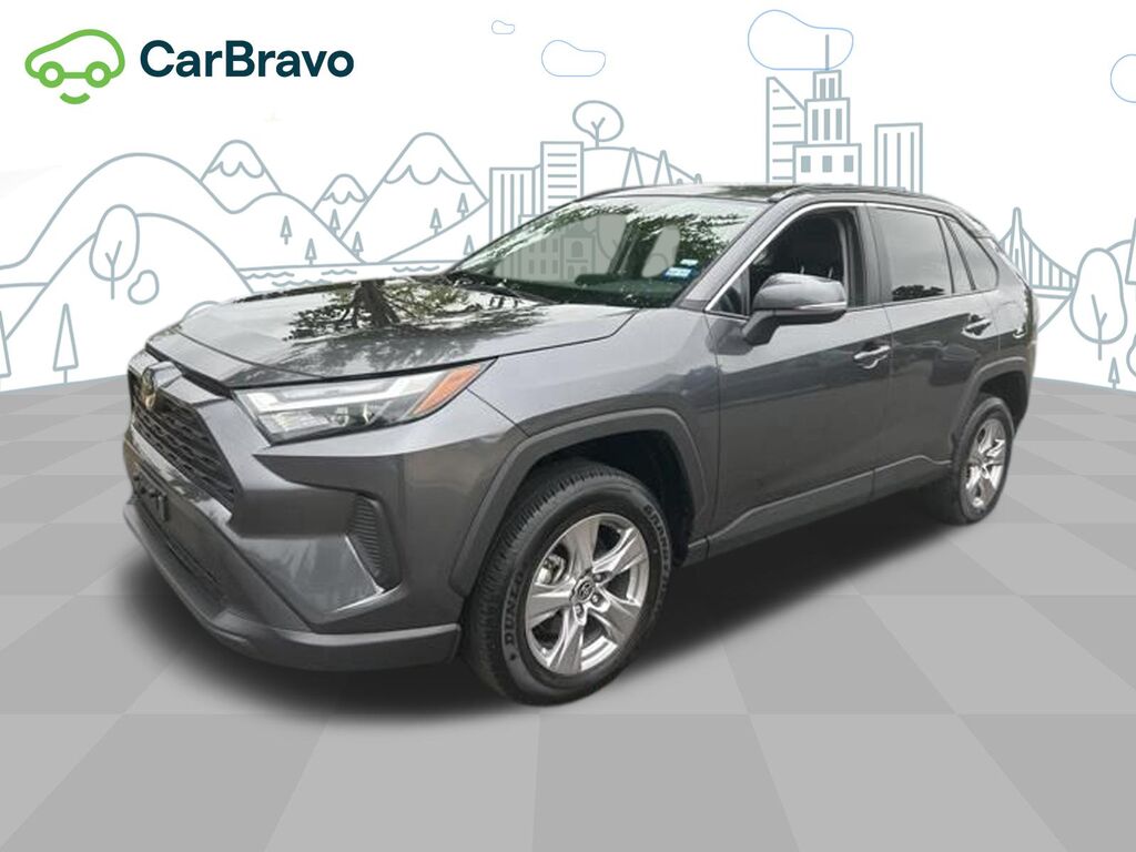 2025 Toyota RAV4 XLE — photo 1 of 7