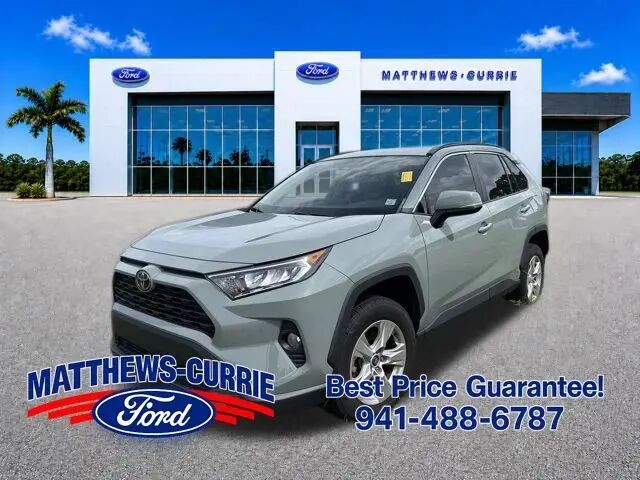 2020 Toyota RAV4 XLE