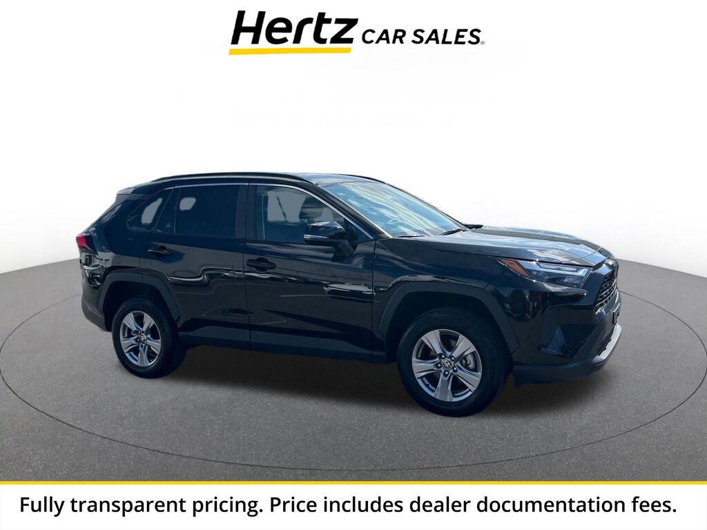 2025 Toyota RAV4 XLE — photo 1 of 1