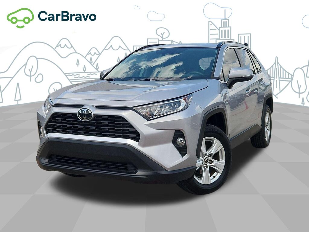 2021 Toyota RAV4 XLE — photo 1 of 6