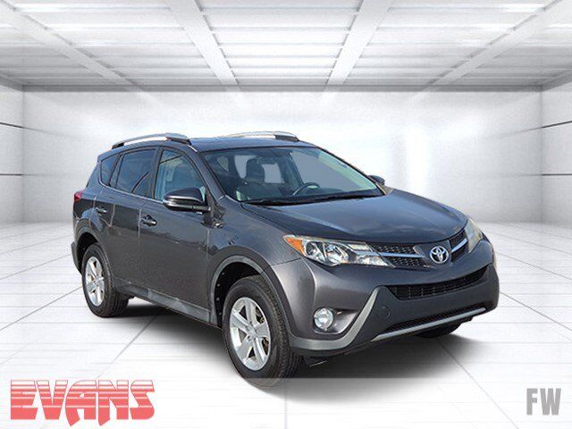 2013 Toyota RAV4 XLE — photo 1 of 1