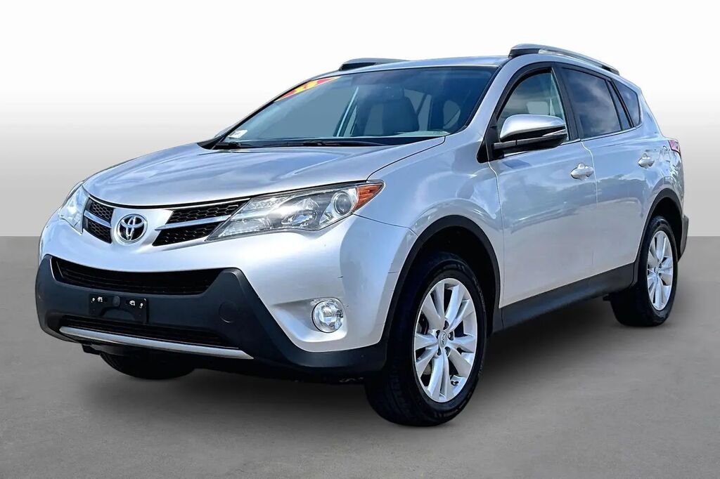 2015 Toyota RAV4 Limited — photo 1 of 13