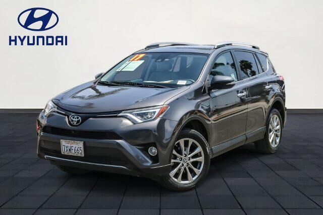 2017 Toyota RAV4 Limited — photo 1 of 13