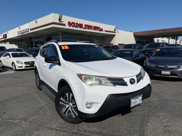 2015 Toyota RAV4 LE