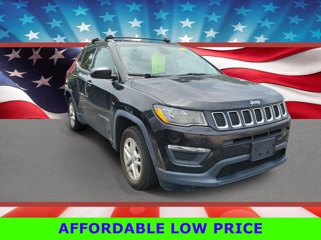 2018 Jeep Compass Sport — photo 1 of 13