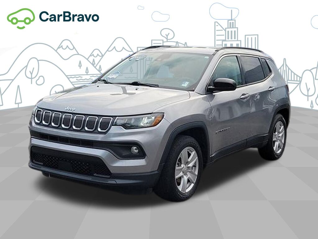 2022 Jeep Compass Latitude — photo 1 of 6