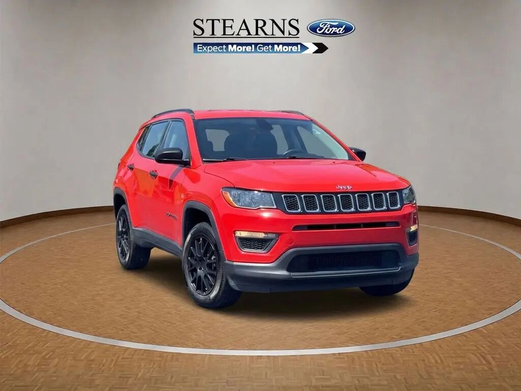 2018 Jeep Compass Sport — photo 1 of 13