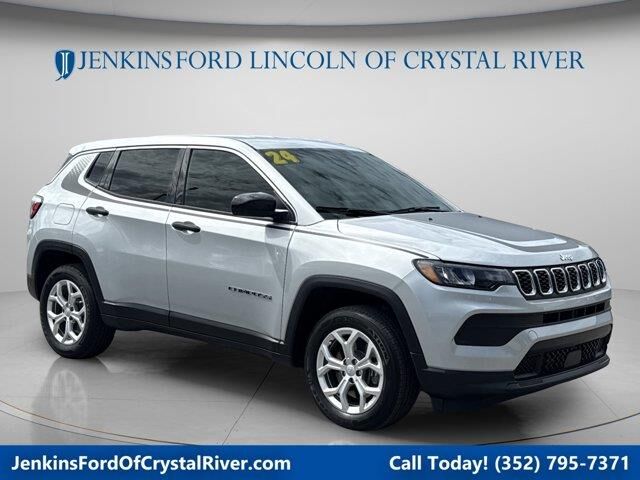 2024 Jeep Compass Sport — photo 1 of 13