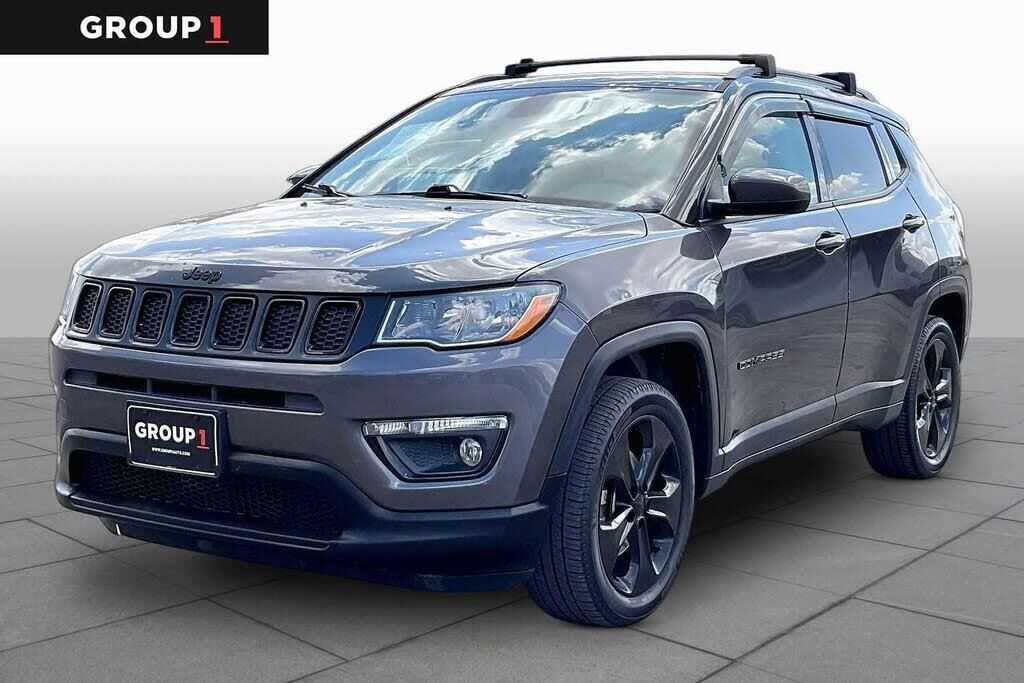 2020 Jeep Compass Latitude — photo 1 of 1
