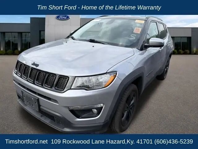 2018 Jeep Compass Latitude — photo 1 of 3