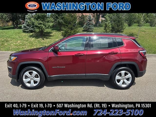 2021 Jeep Compass Latitude — photo 1 of 1