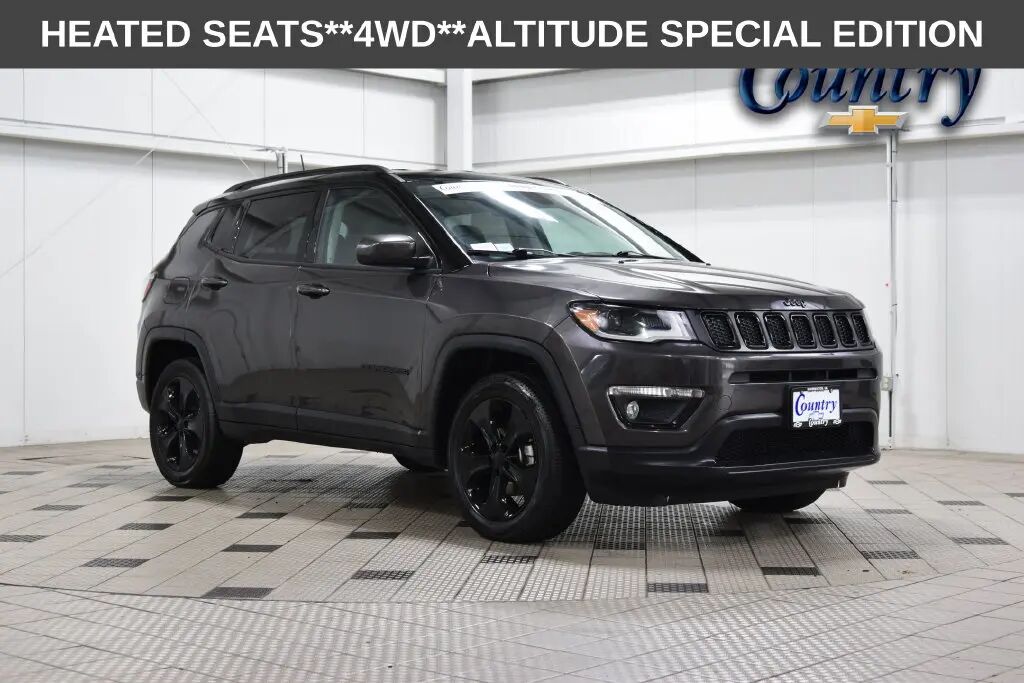 2020 Jeep Compass Latitude — photo 1 of 13