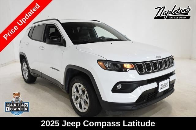 2025 Jeep Compass Latitude — photo 1 of 12