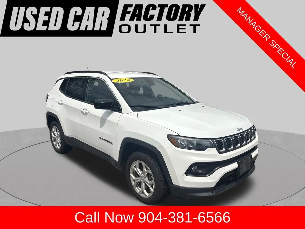 2024 Jeep Compass Latitude — photo 1 of 13