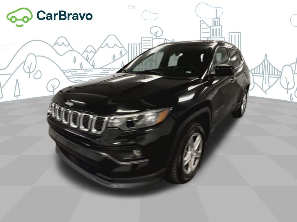 2024 Jeep Compass Latitude — photo 1 of 6
