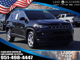 2024 Jeep Compass Latitude — photo 1 of 13